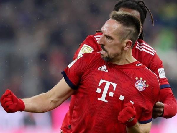 Top cầu thủ kiến tạo nhiều nhất lịch sử Bundesliga
