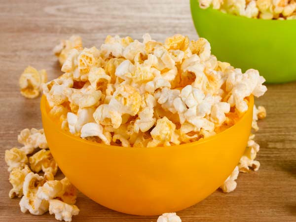 Nằm mơ thấy bỏng ngô là điềm báo gì, đánh con gì ăn chắc